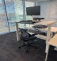Senator Electric Height Adjustable Desk – W1600 x D800