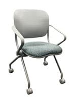 KI Torsion on the Go Nesting Chair (Blue/Grey)